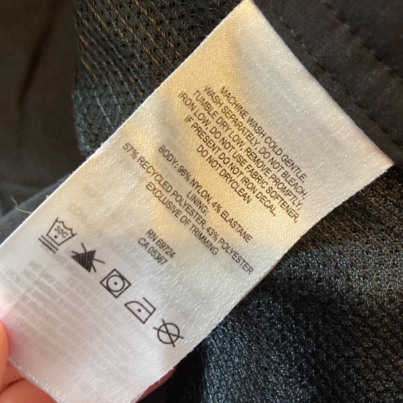 Columbia Women's Anytime Outdoor Long Shorts in Black - Picture 5 of 6